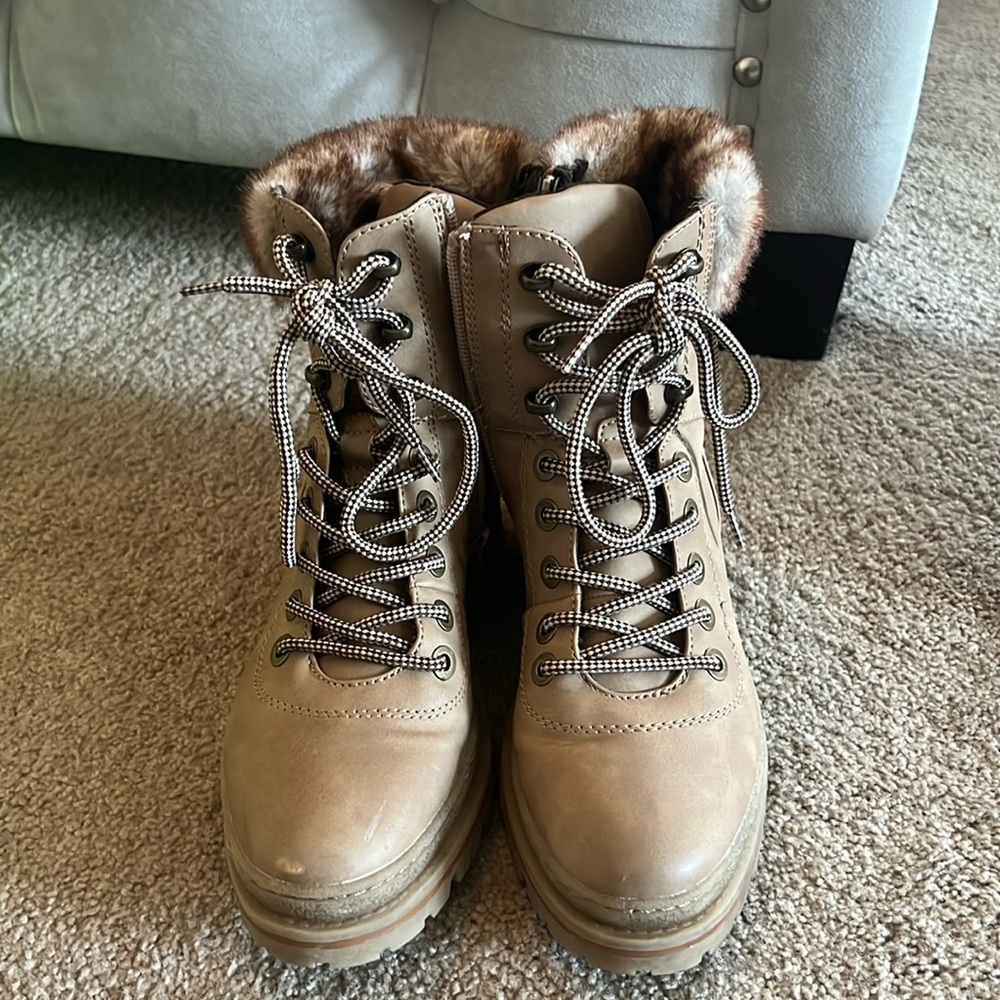 Steve Madden winter lace up boots!